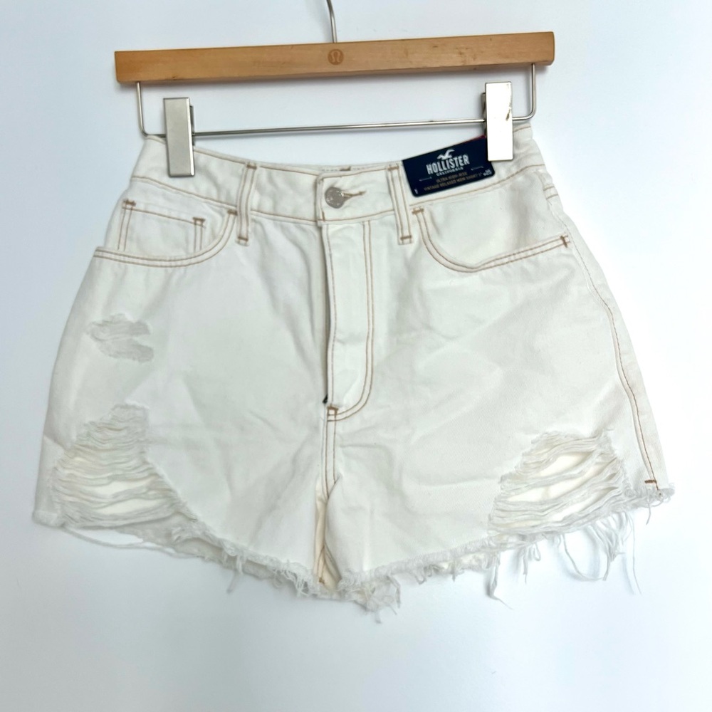 Hollister Women's Cream Distressed Jean Shorts